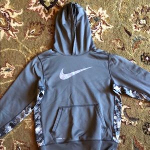 Boys Nike Gray Hoodie, size youth large